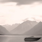 Cute Vintage Wordpress Theme Lake Image